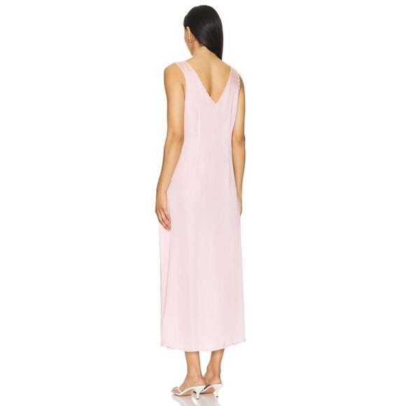 Ciao Lucia Serena Dress in Ballet - Picture 2 of 7